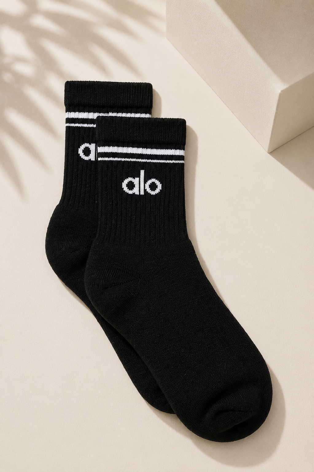 Unisex Half-Crew Throwback Sock