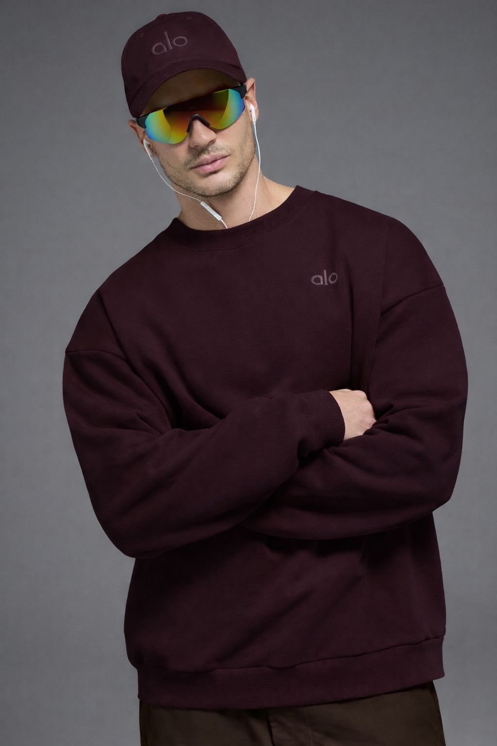 Alo Accolade Crew  Neck  Sweater Unisex