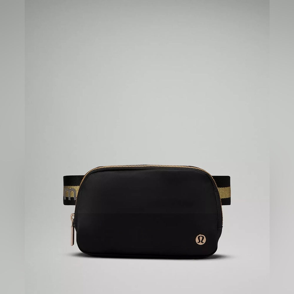 Striped Everywhere Belt Bag 1L
